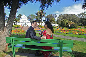 San Francisco Flower Garden wedding, couple on bench